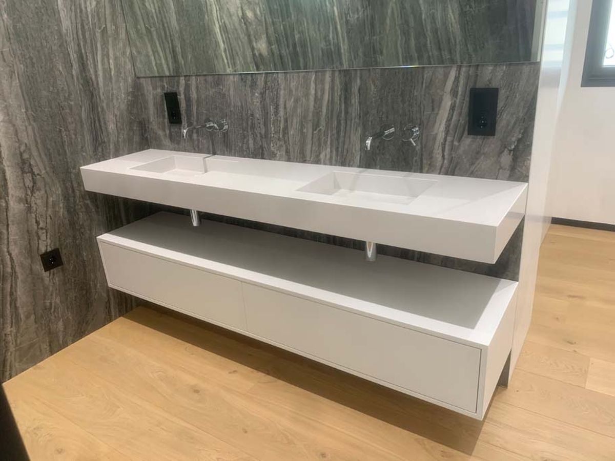 Meuble de salle de bain suspendu à double vasque